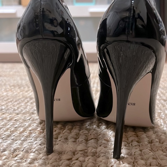 Maiden Lane Elena Pointed toe pump size 8.5 - Picture 4 of 5